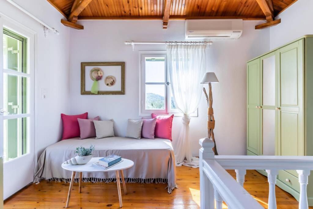 Nina-Myrtia Countryside House Skopelos Ditropo ภายนอก รูปภาพ